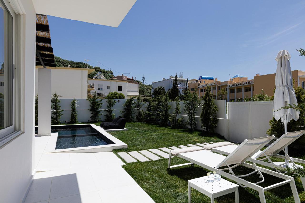 Modern Villa Casa Filo Verde With Private Pool & Bbq,200M From The Beach Плакиас Екстериор снимка