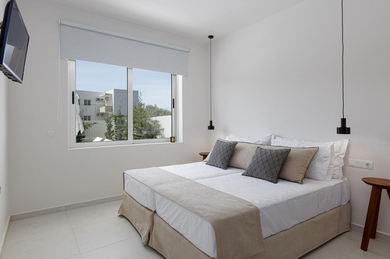 Modern Villa Casa Filo Verde With Private Pool & Bbq,200M From The Beach Плакиас Екстериор снимка