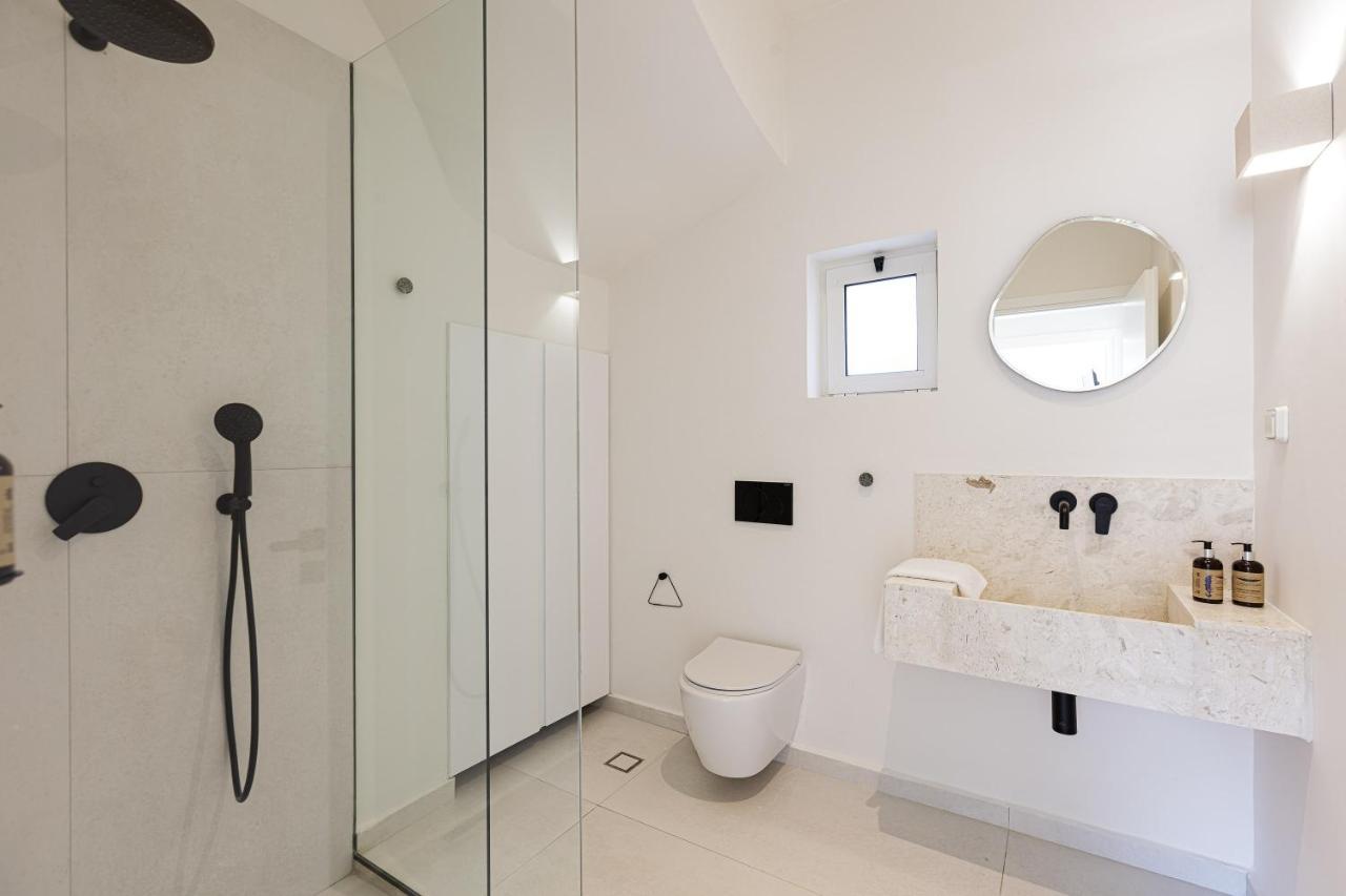 Modern Villa Casa Filo Verde With Private Pool & Bbq,200M From The Beach Плакиас Екстериор снимка