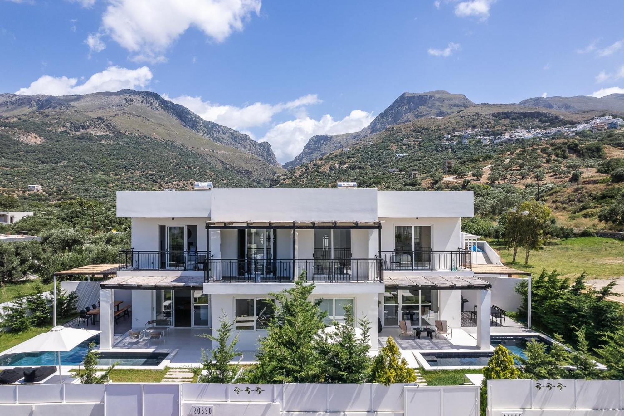 Modern Villa Casa Filo Verde With Private Pool & Bbq,200M From The Beach Плакиас Екстериор снимка